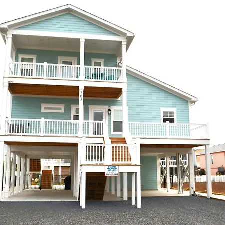 Coastal Chaos 303 Sand Piper Ln, Home